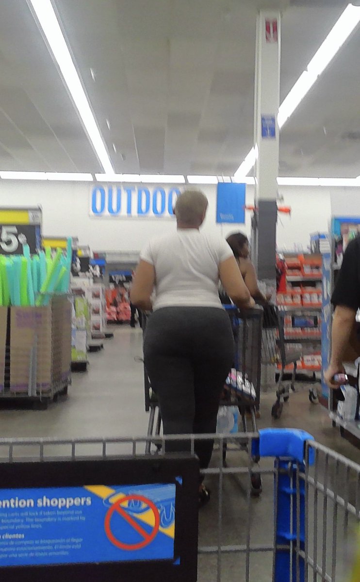 Manman202385487's tweet photo. Fuhk #candid #paidactor #creepshots https://t.co/1F673vcDVr