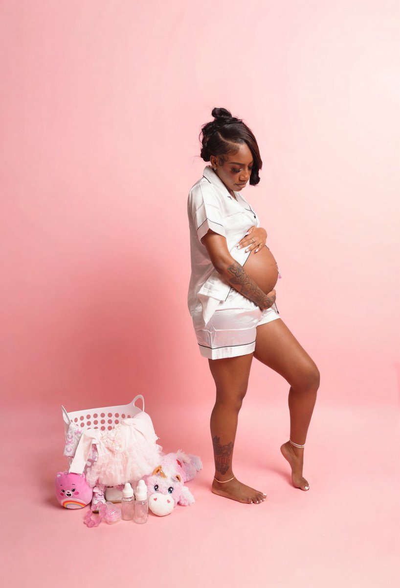 KaiiDacoolest's tweet photo. Bitch Imma MOTHAAAAAA 🤰🏽💗 https://t.co/TYp3BqRKNf
