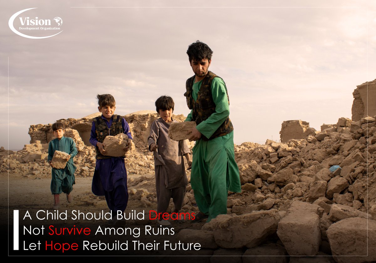 vdoafg's tweet photo. After the Earthquake, the children of Zindajan, Herat  are not only rebuilding their homes they are rebuilding hope.
Their small hands are a reminder of resilience, while those who quietly stand beside these families turn compassion into action and help communities rise again. https://t.co/rvsaoV5jok