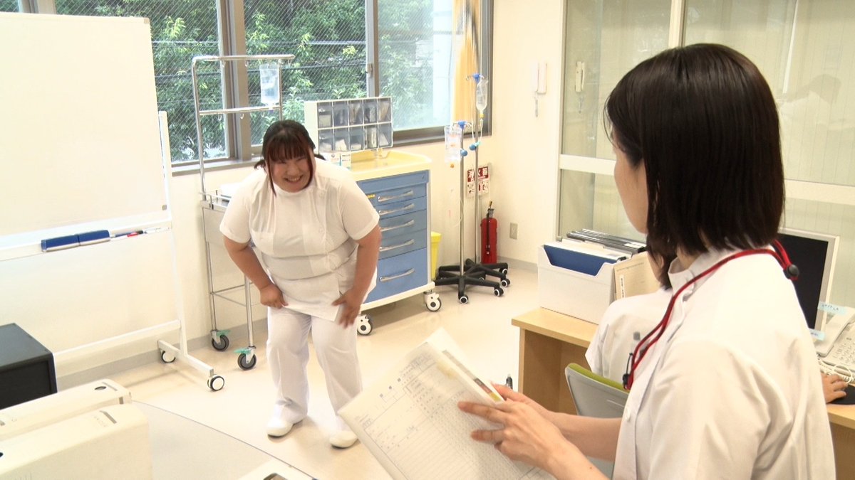 gyoten_ntv's tweet photo. 📺明日25日(火)よる8時
3時間スペシャル！

今回の仰天チェンジは6連発！

親友の無言の圧力で、愛する彼に抱っこしてほしくて、大好きな彼女に彼ができて...

衝撃の出来事をきっかけに100kg級男女がステキに仰天チェンジ✨

#仰天ニュース https://t.co/guXyQhdk9G