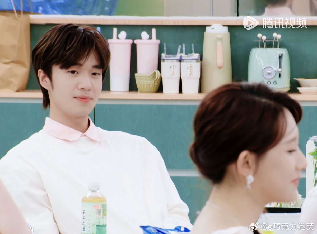 myuniversedump's tweet photo. im never recovering from yiheng’s lovestruck eyes

#HeartSignalS9 https://t.co/bOYPlBFBjn