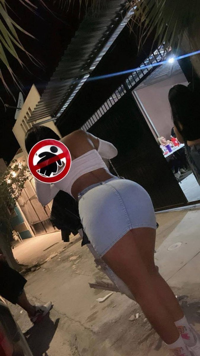julietagpe2002's tweet photo. Buenas noches Saltillo RT y les mando videito 🔥🤭 https://t.co/z6kQJDCW5Z