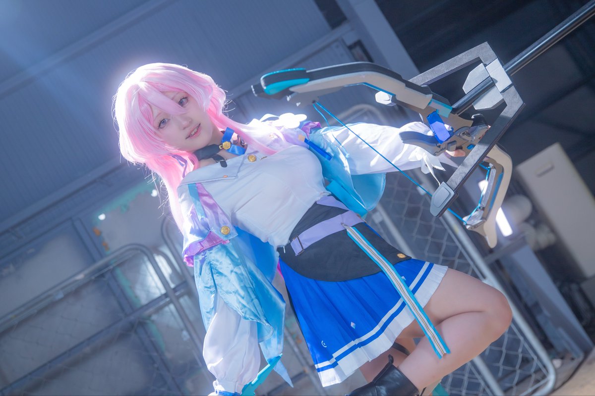 sea2243's tweet photo. cosplay
崩壊スターレイル/三月なのか https://t.co/4HmiluU1d4