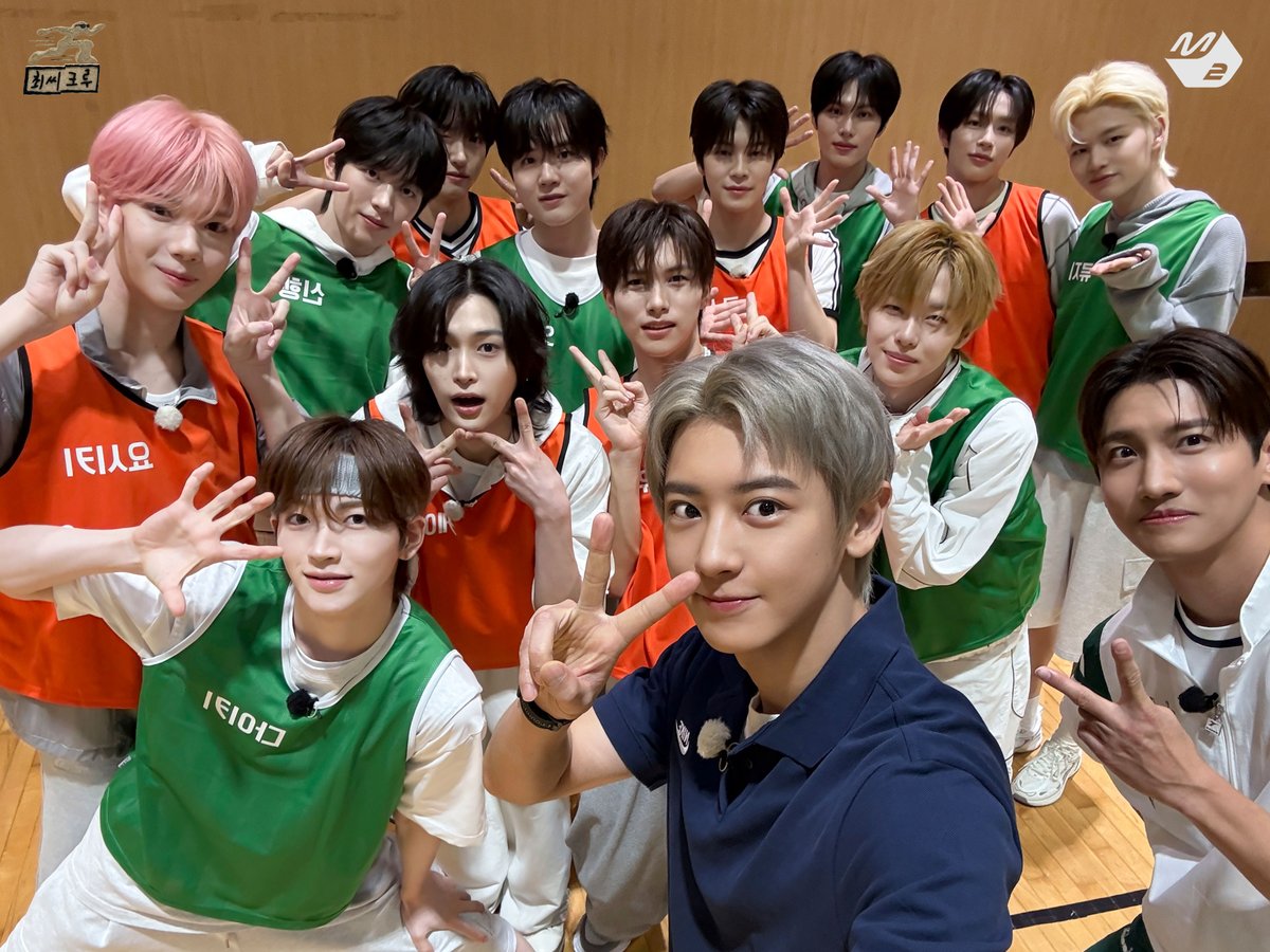 M2MPD's tweet photo. 코이키즈와 함께한 여름특집 '최'육대회🏐

[최씨크루] KO1KEYZ 편
▶️ https://t.co/4aC5Z4Q1oB

#최씨크루 #코이키즈
#CHOI_CREW #KO1KEYZ
@KO1KEYZofficial https://t.co/EH1HOFgzvQ