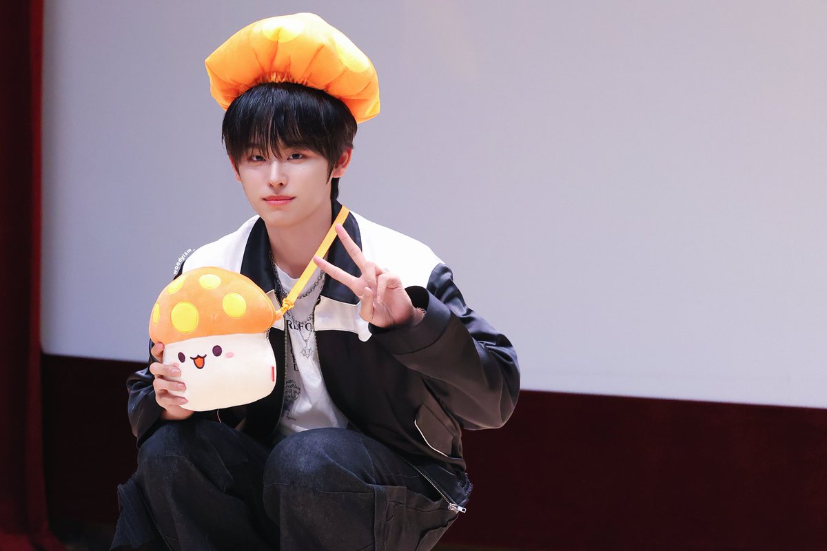 woodyism_'s tweet photo. 260823 애플뮤직
🍄

#KEYVITUP #키빗업 #TAEHWAN #태환 https://t.co/TePeskg3Yd