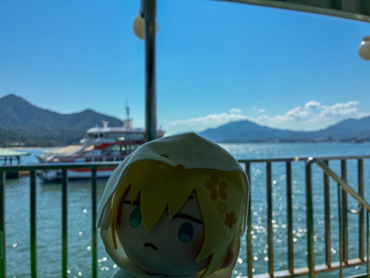 2627Tak's tweet photo. 船だね！まんばちゃん☺️✨ https://t.co/oGFo3MfinC