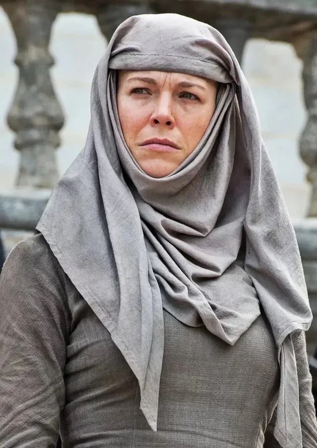 OtunbaSebotimo's tweet photo. Same Actress btw.

In GOT                                        In Reality. https://t.co/tUV80Yu9vT