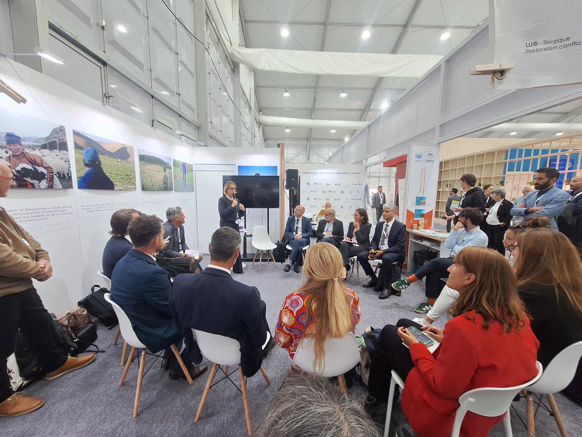 uclg_org's tweet photo. 🟢 #Listen2Cities at #COP17
💧During today's side event at #UNCCDCOP17, UCLG Special Envoy for Water Andre Viola shares remarks on the importance of protecting our water sources by empowering #LRGs to participate in global decision-making.
#COP17Mongolia https://t.co/woT1MpSMVc