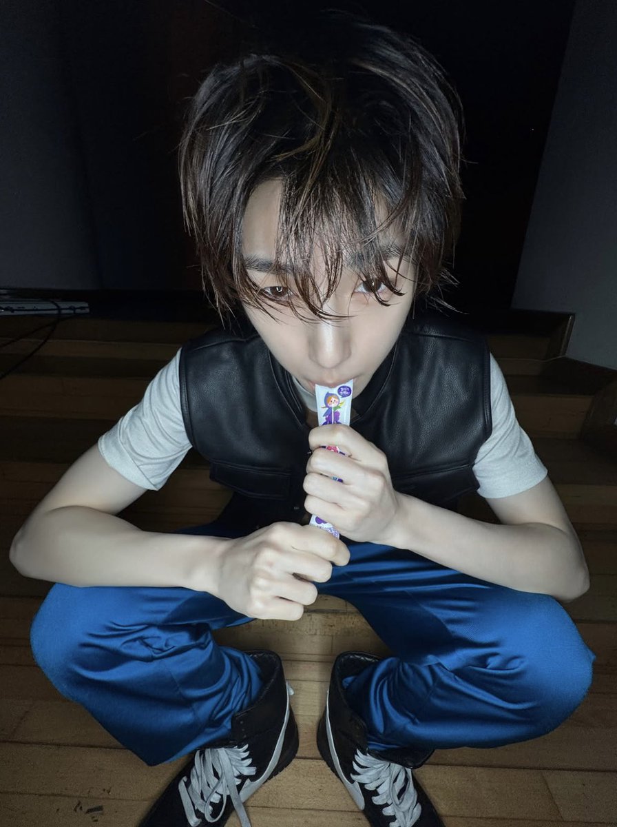 jjuhoouism's tweet photo. DD STOCK BUAT KK CANTIKNYA YA😭😭 https://t.co/vZxdFDwgu2