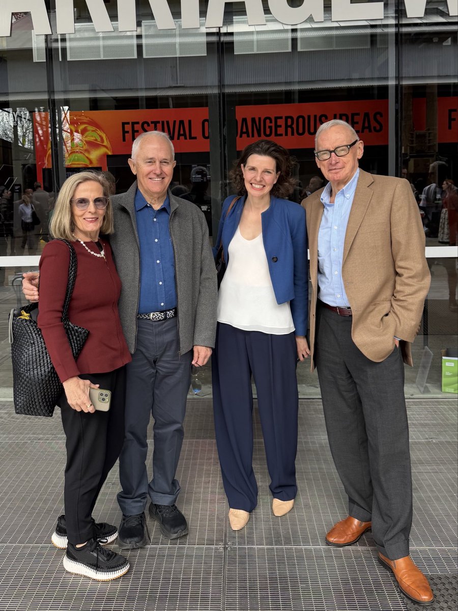 bobjcarr's tweet photo. With 2 members for Wentworth, at the Festival of Dangerous Ideas where @TurnbullMalcolm and I were quizzed by Simon Longstaff on Australian sovereignty. @LucyTurnbull_AO @spenderallegra https://t.co/dLsKMIrZpw
