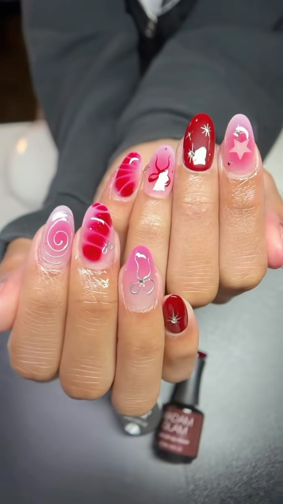 nailsbyphobkbs's tweet photo. AHnd he will absolutely use that against you.e knows that you know that he knows how adorable he is. https://t.co/r4nLNijjCI