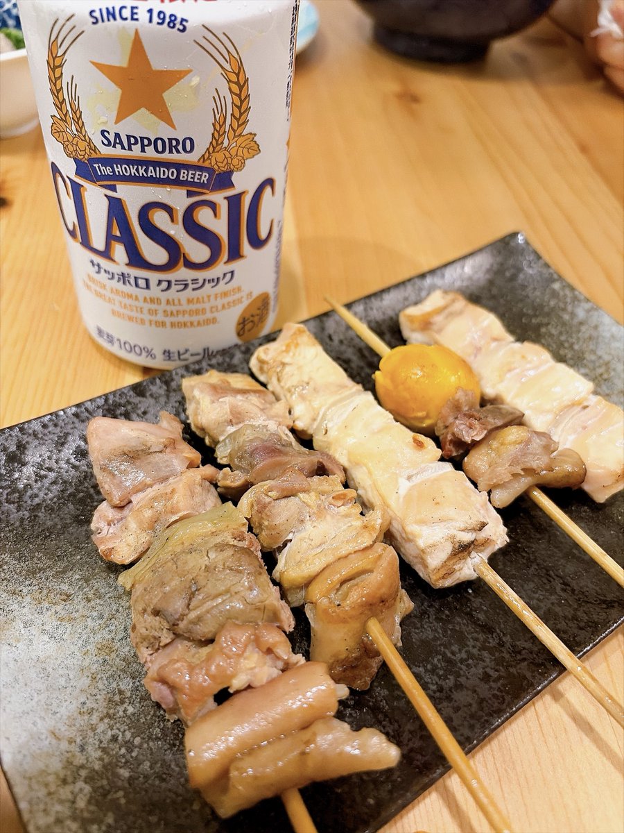 blue_skypp's tweet photo. 福よしの焼き鳥が北海道物産展で売ってたんだ…◜◡‾) https://t.co/9MwlwJ2iOk