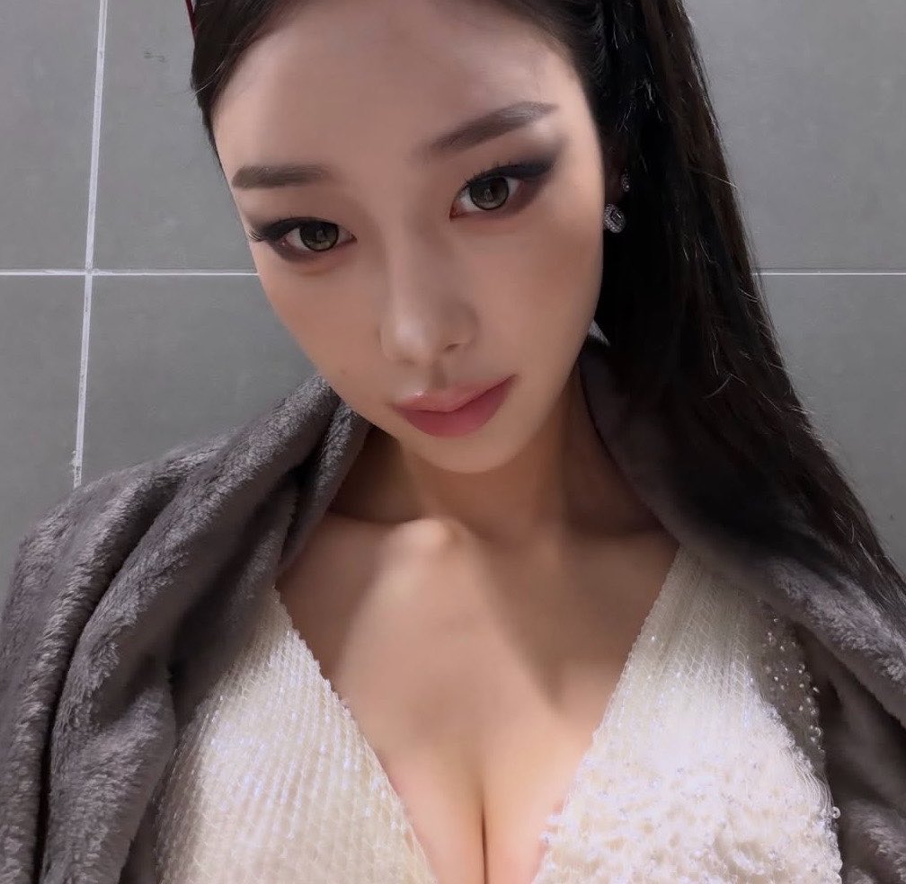 chaenglovesus's tweet photo. https://t.co/eBju5mpHmA