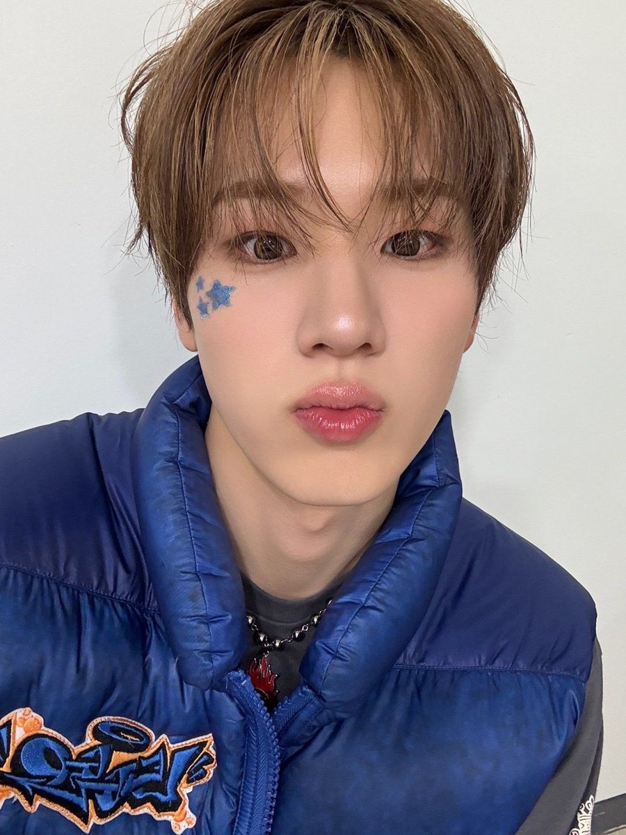 duskafter8pm's tweet photo. ৻ꪆ﹒    searching  for  #moots  !

hihi,  im  dawn  !!

-  🇮🇩/🇦🇺,  6teen
—  they/she/he
-  not  new  to  #stantwt,  #kpoptwt
—  #8turn,  #vayonn,  #nctdream  ult,  any  groups  welcome  !!
-  ot8  (mainly yoonsung),  ayang/teru,  renjun/jeno

#turningtwt

♡ + ↺ to spread pls! https://t.co/4E52OAfygP