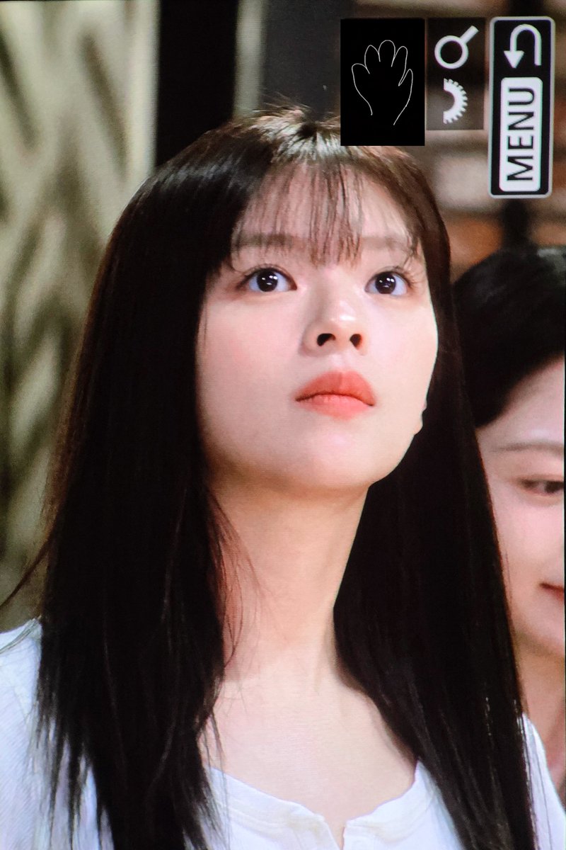YuangleJYJH's tweet photo. 260824 프리뷰

' 비광보자,, '

#TWICE #트와이스 #トゥワイス #정연 #JEONGYEON #ジョンヨン https://t.co/KTndu2VdBE