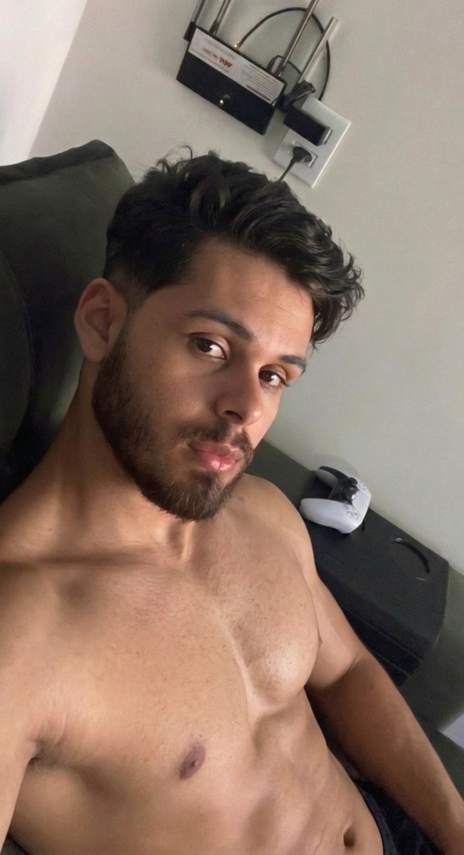Forawards2's tweet photo. Pra qual desses boy vc daria? Tenho que escolher um

Mostro a pica do que gostar na dm

curtiu = foto  da rola
rt = video gozando 

Chama dm 
#PINTOAWARD
#PINTOAWARDS
#PINTOSAWARDS 
#PINTOSAWARD
#XOTAAWARDS 
#BRODERAGEM https://t.co/cn7aIni9D5