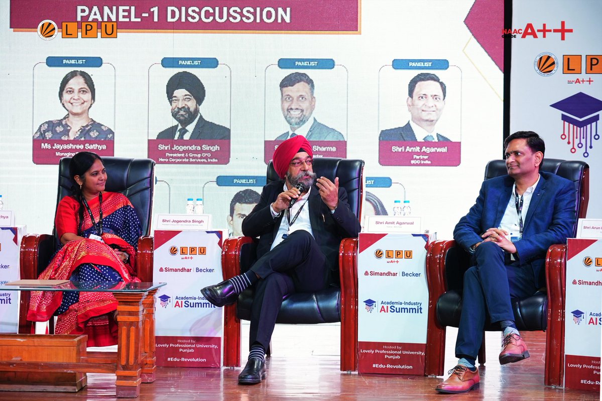 lpuuniversity's tweet photo. From insightful discussions to high-impact networking, the Academia–Industry AI Summit at LPU was all about driving AI innovation and preparing students for the future of tech. 💡
Start your journey: https://t.co/svkmtYWTU7 https://t.co/lWppBLkDCi