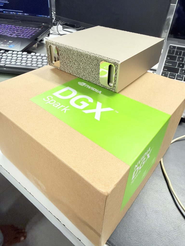 MohdBilalArshad's tweet photo. just received, which model should i install first? https://t.co/V1Qg7OJl5s