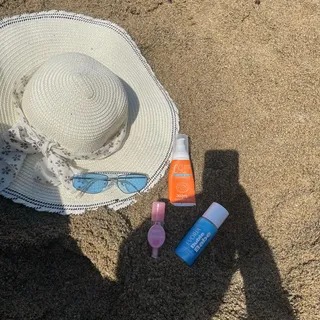 StephaniaMyu's tweet photo. Perfect for holding back loose hair while washing face, doing makeup, sports and workouts. Multiple colors available. https://t.co/oP4C8bGtsJ