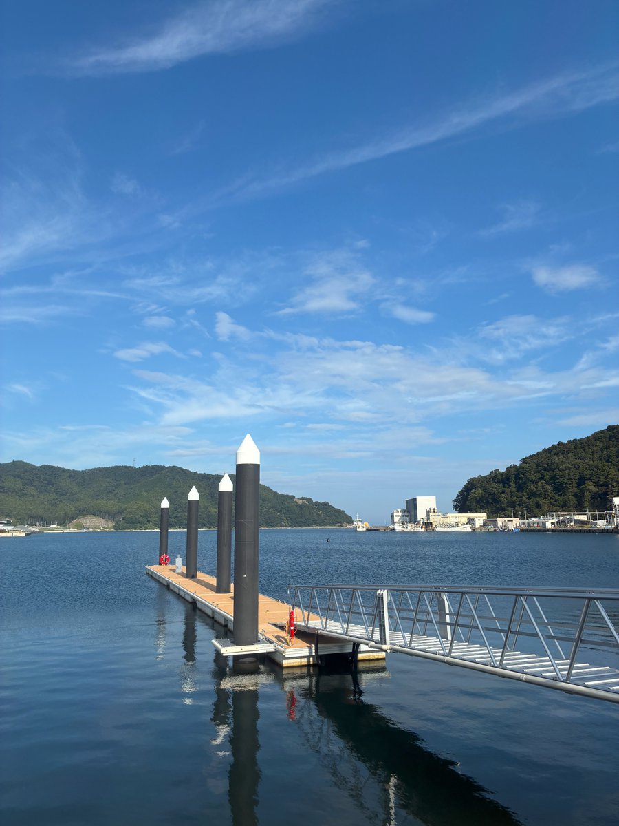 Tender_BAR's tweet photo. 今日一日で一体何Lの汗を流したのでしょう。子供の夏休みも今日で終わりな為炎天下の中活動しました。何で���休みの終わりの日に真夏になるかな…。

今夜も皆様の御来店をお待ちしております。
#仙台 #国分町 #国分町通り #ショットバー #バール十扉場 #一人飲み #ウイスキー #カクテル #チャージ無し https://t.co/QLvwzoAfMK