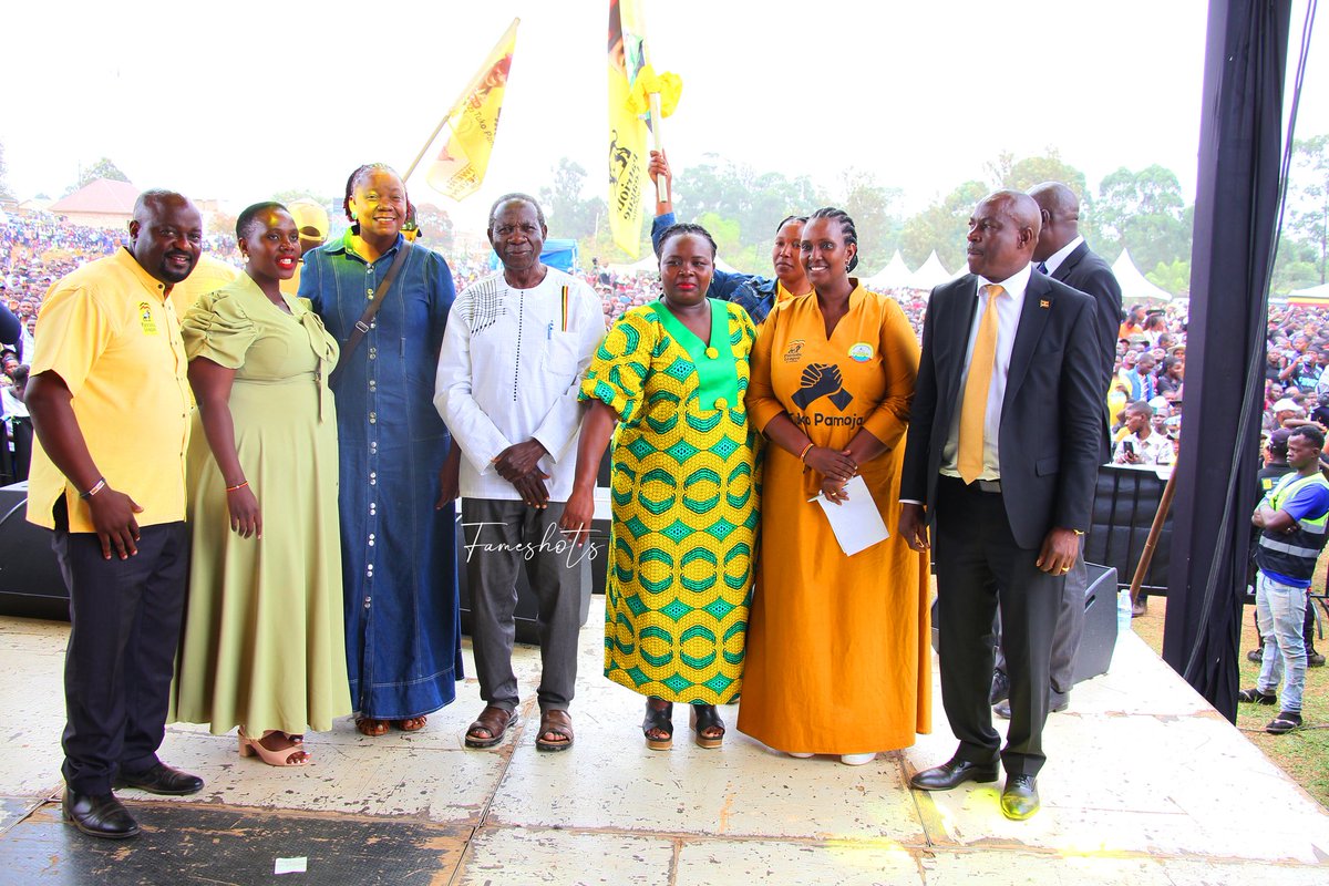 Psalms2318's tweet photo. I thank all the Honourable Members of Parliament who honoured the invitation to the #PLUBARAZA that was held in Kyegegwa District. https://t.co/bWtsntrfs4