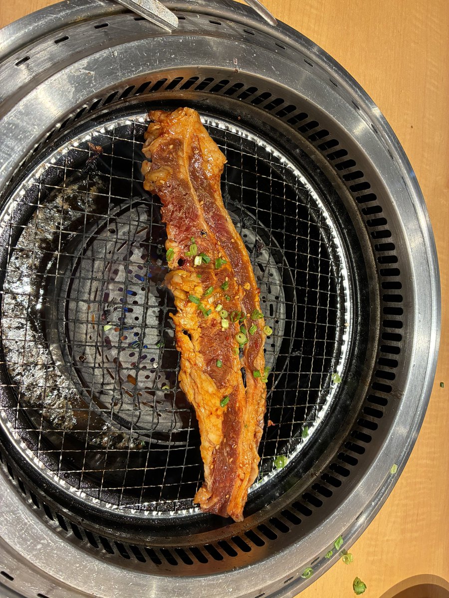 mito_P310's tweet photo. 1人焼肉きんぐだぜ！ https://t.co/sTMxqMWTNS