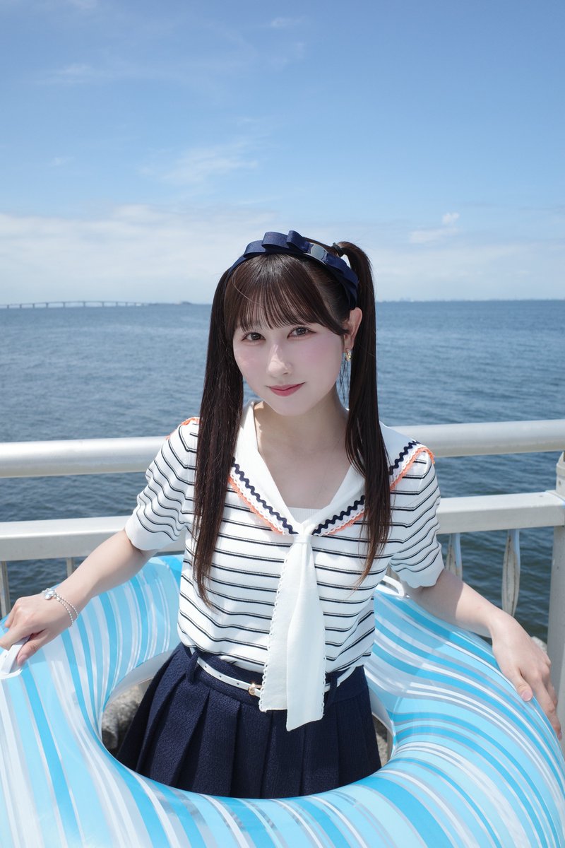 yamamoto_anna_'s tweet photo. 『 夏名残サマーチューン 』MV公開⚓️💙

海での撮影がとっても楽しくて
ずっとぎゃーって叫んでたよ🎶

みんなで花火もして幸せな夏の思い出😉

🐚˖°https://t.co/KvnYy9wUy5 https://t.co/AXDmmLRBIh