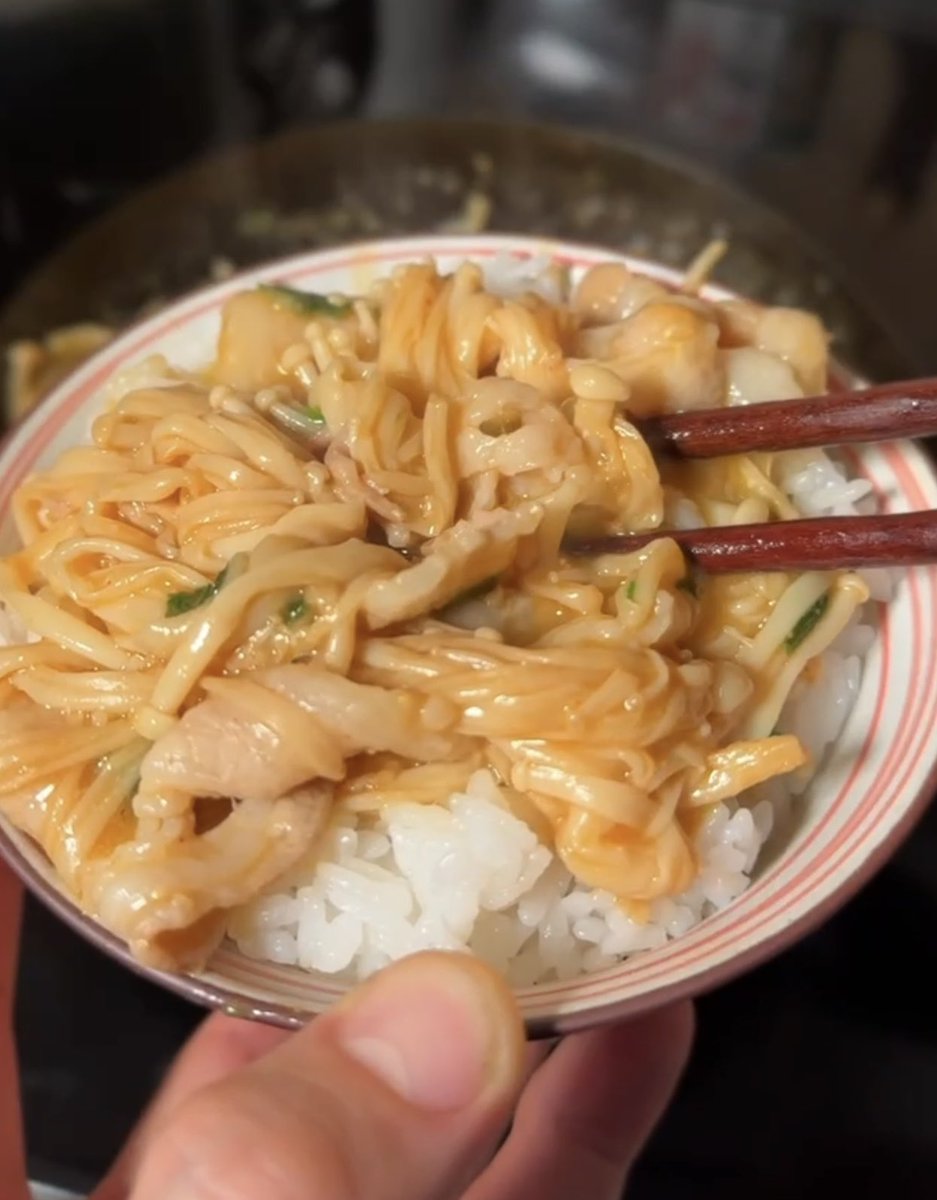 tbs_dn's tweet photo. これ白米がマジで止まらない。フライパンにぶち込んで煮るだけで誰でも作れてこの破壊力は反則。 https://t.co/jPfVp2Fdub