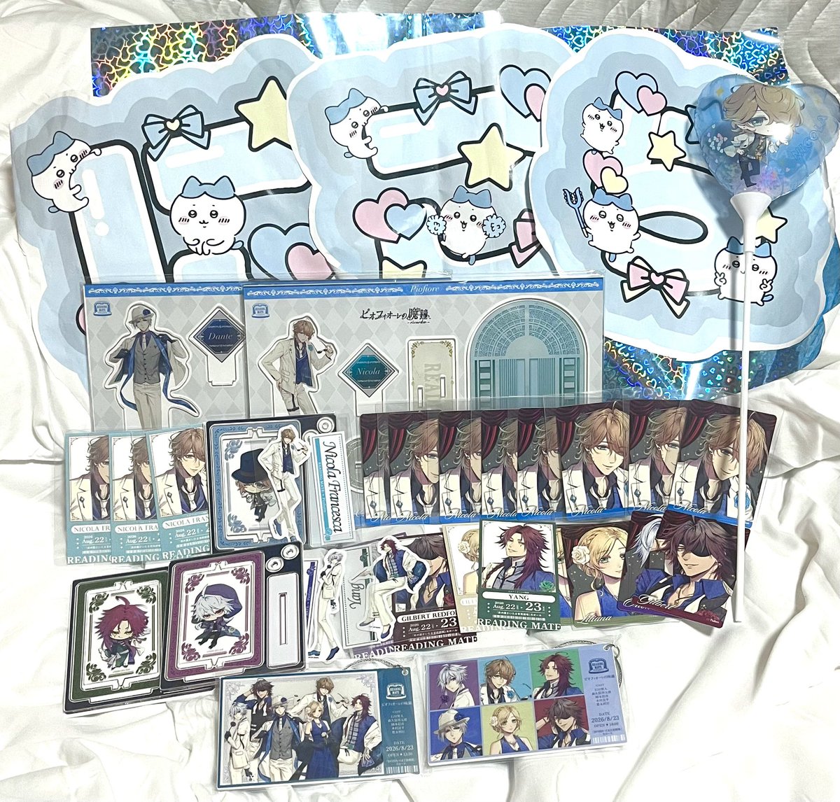 otsubuchan_0624's tweet photo. リーディングメイト凄い楽しかった✨️✨️
ニコラのグッズも沢山集まったよ😭😭
あってくれたお友達もありがとうございました‼️‼️
みすち〜とも一緒に行けてまじで良かった😭😭まじで可愛くて優しいみすち〜大好きだよ💕また会えたら嬉しいな‼️💕
ピオフィオーレの晩鐘（ピ⤴︎オフィ⤵︎）大好き‼️ https://t.co/eu33yucj7r