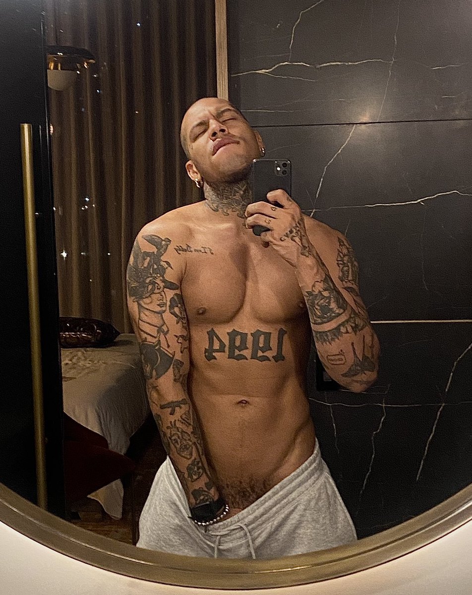 Bigdick0ydp's tweet photo. https://t.co/mvcYWeDKGr
