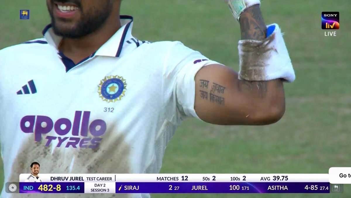 vikrantgupta73's tweet photo. Jai Jawan
Jai Kisaan

That’s the tattoo Dhruv Jurel flashes after his Century!!

#IndvsSL https://t.co/YxhogHYhcr