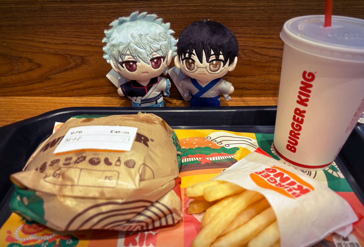 kabe_hari's tweet photo. 🍔 https://t.co/ceVOQR6KEJ