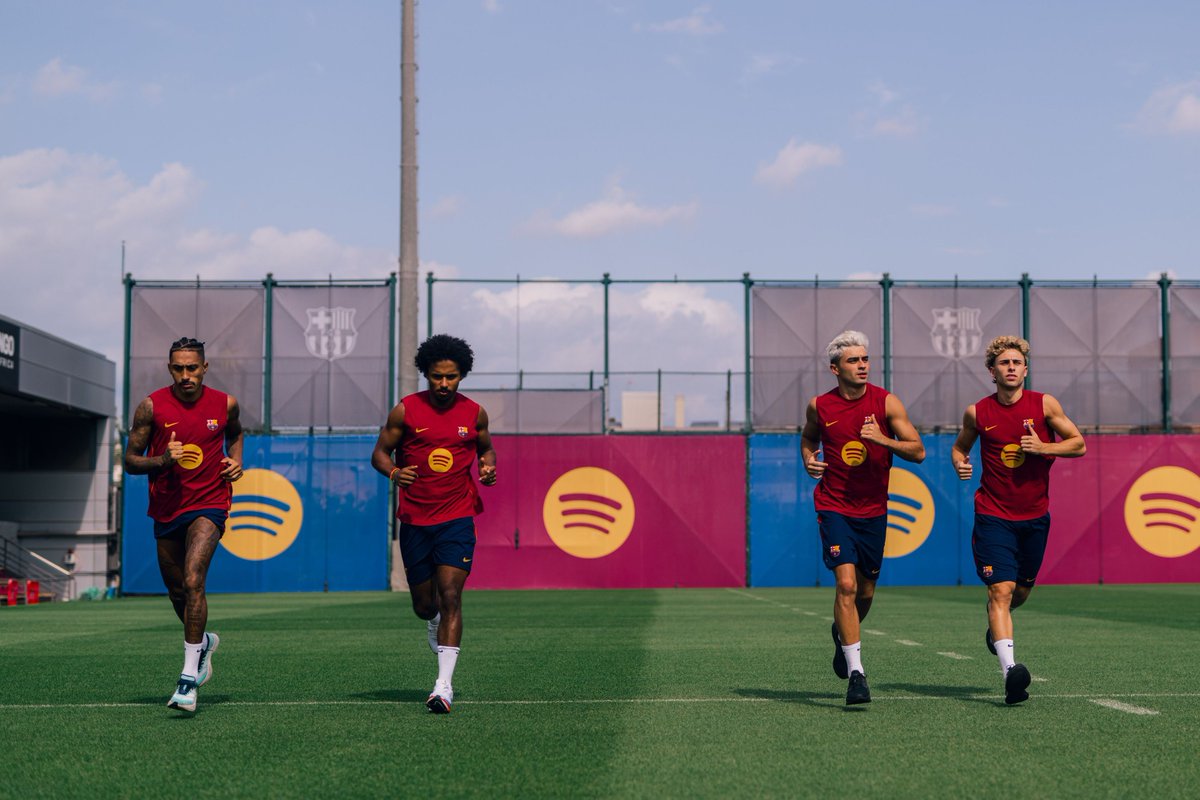 4KMHQ's tweet photo. 📸 | #Barça https://t.co/ZmUbi26HqH