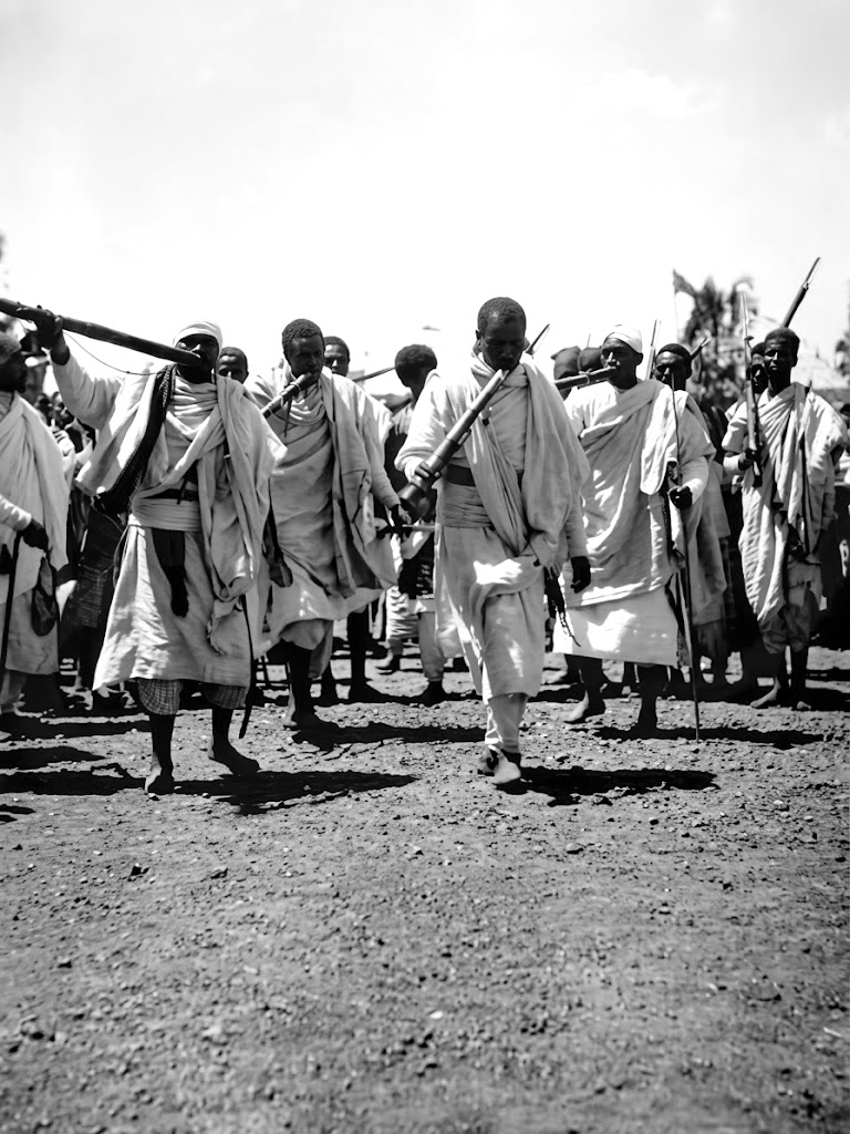 ytmn2's tweet photo. Today, after 100 years, the way people dress, dance, and celebrate weddings, birthdays, and other social events reflects their narratives, all expressed through music. Some iconic traditional artists from the 1930s and 1940s include Mohammad Hiyabu, a poet and singer (who performed in B’dawyt); Idris Amir (who sang in Tigre); and Adem Idris (who represented the Nara)