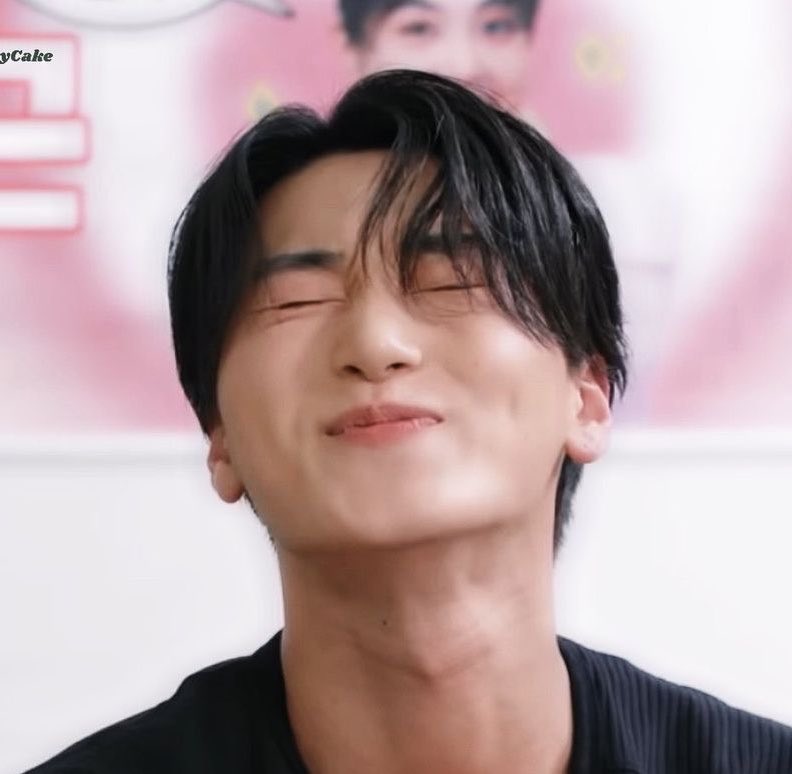 skzbbokie's tweet photo. the arms💪😈💣💥🥵
the face🥹🫰🧚‍♀️🤏🥰 https://t.co/Swh5g2htKG