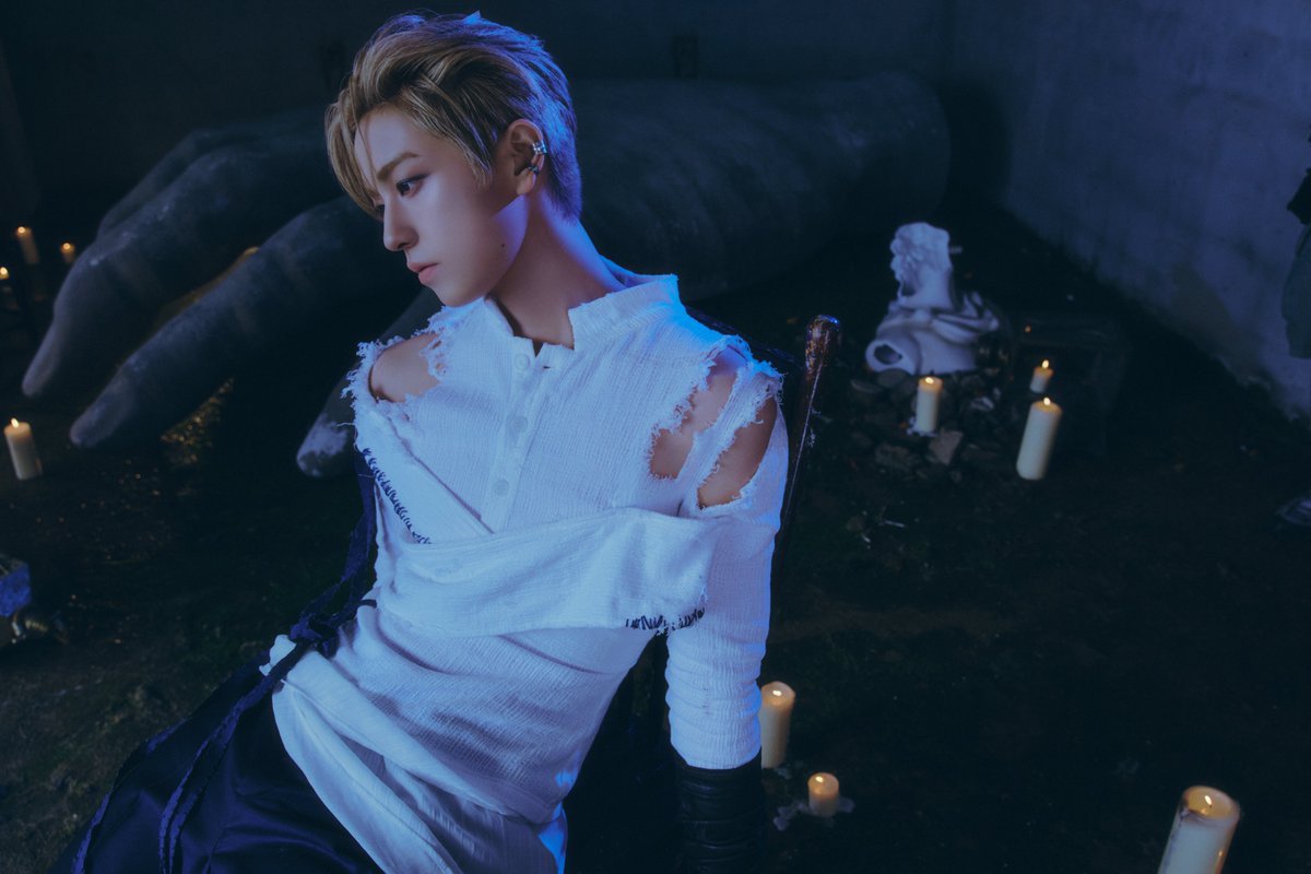 YX_LABELS's tweet photo. [&amp;TEAM] 
KR 2nd Mini Album 'Mark on Me' 
Concept Photo CRAVE YOU ver.
#TAKI

2026.09.08 18:00(KST)

https://t.co/2B9syxIfk1

#MarkonMe
#andTEAM #앤팀 
#andTEAM_MarkonMe https://t.co/lhpM7Lt4GO