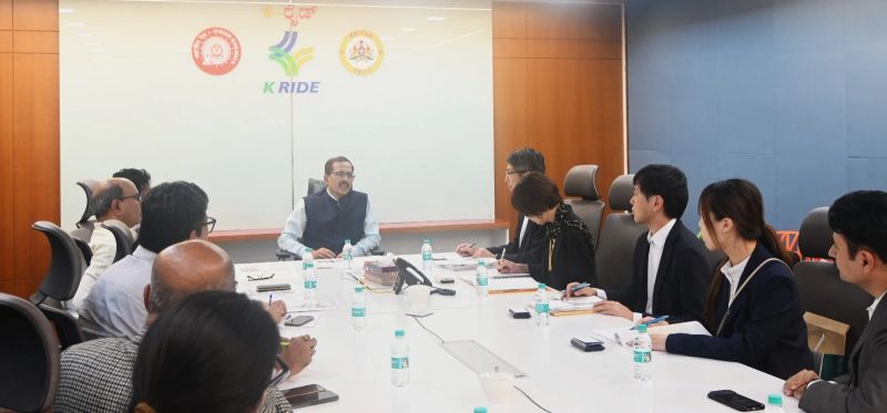 RailAnalysis's tweet photo. Japan’s #JUBH Delegation engages with KRIDE/Bi-RIDE on Bengaluru Transport and Urban Rail Cooperation
Read more: https://t.co/yBqwByzFec
#KRIDE #BIRIDE #BengaluruSuburbanRailProject #BSRP #BSTP #Delegates #Japanese #RollingStock #MultimodalIntegration #RailAnalysis https://t.co/uKRxnmVa1f