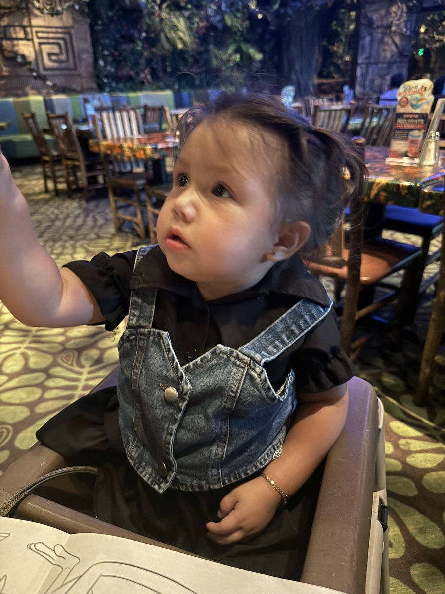 helovesalexi's tweet photo. my cutie https://t.co/zRZiRvUqIn