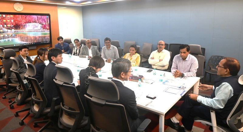 RailAnalysis's tweet photo. Japan’s #JUBH Delegation engages with KRIDE/Bi-RIDE on Bengaluru Transport and Urban Rail Cooperation
Read more: https://t.co/yBqwByzFec
#KRIDE #BIRIDE #BengaluruSuburbanRailProject #BSRP #BSTP #Delegates #Japanese #RollingStock #MultimodalIntegration #RailAnalysis https://t.co/uKRxnmVa1f