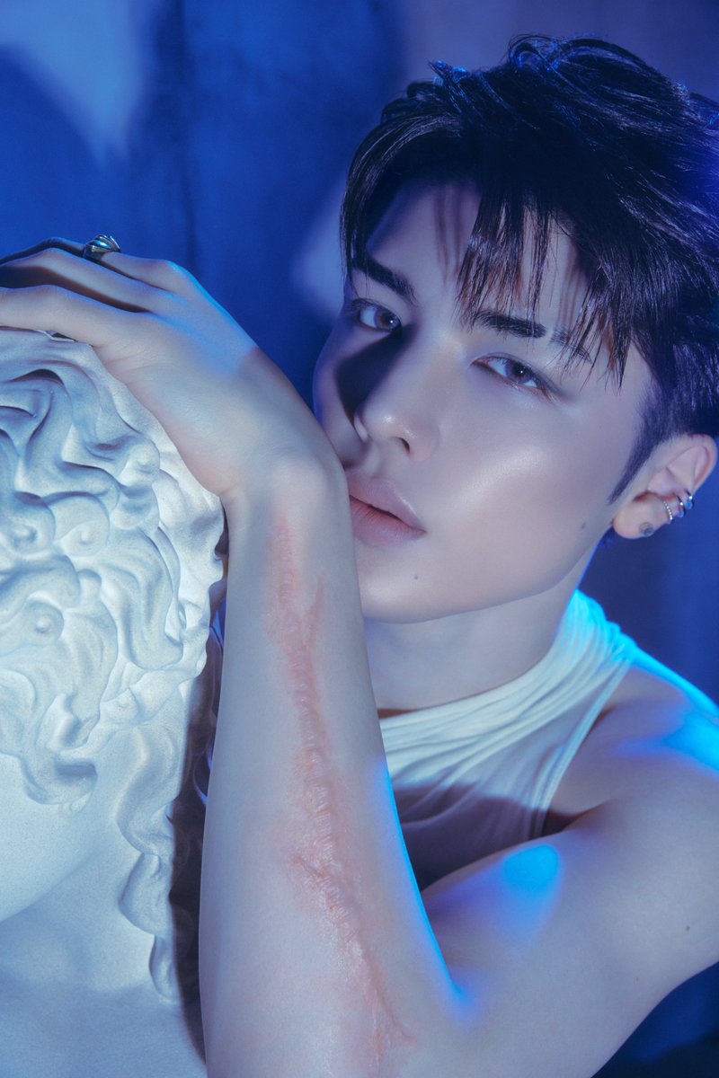 YX_LABELS's tweet photo. [&amp;TEAM] 
KR 2nd Mini Album 'Mark on Me' 
Concept Photo CRAVE YOU ver.
#MAKI

2026.09.08 18:00(KST)

https://t.co/2B9syxIfk1

#MarkonMe
#andTEAM #앤팀 
#andTEAM_MarkonMe https://t.co/BdbJLEsqzT