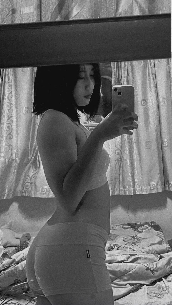 pimstarlight's tweet photo. เหงาจังอยากได้ค่าขนม 😕 https://t.co/QBB9wbDHUS