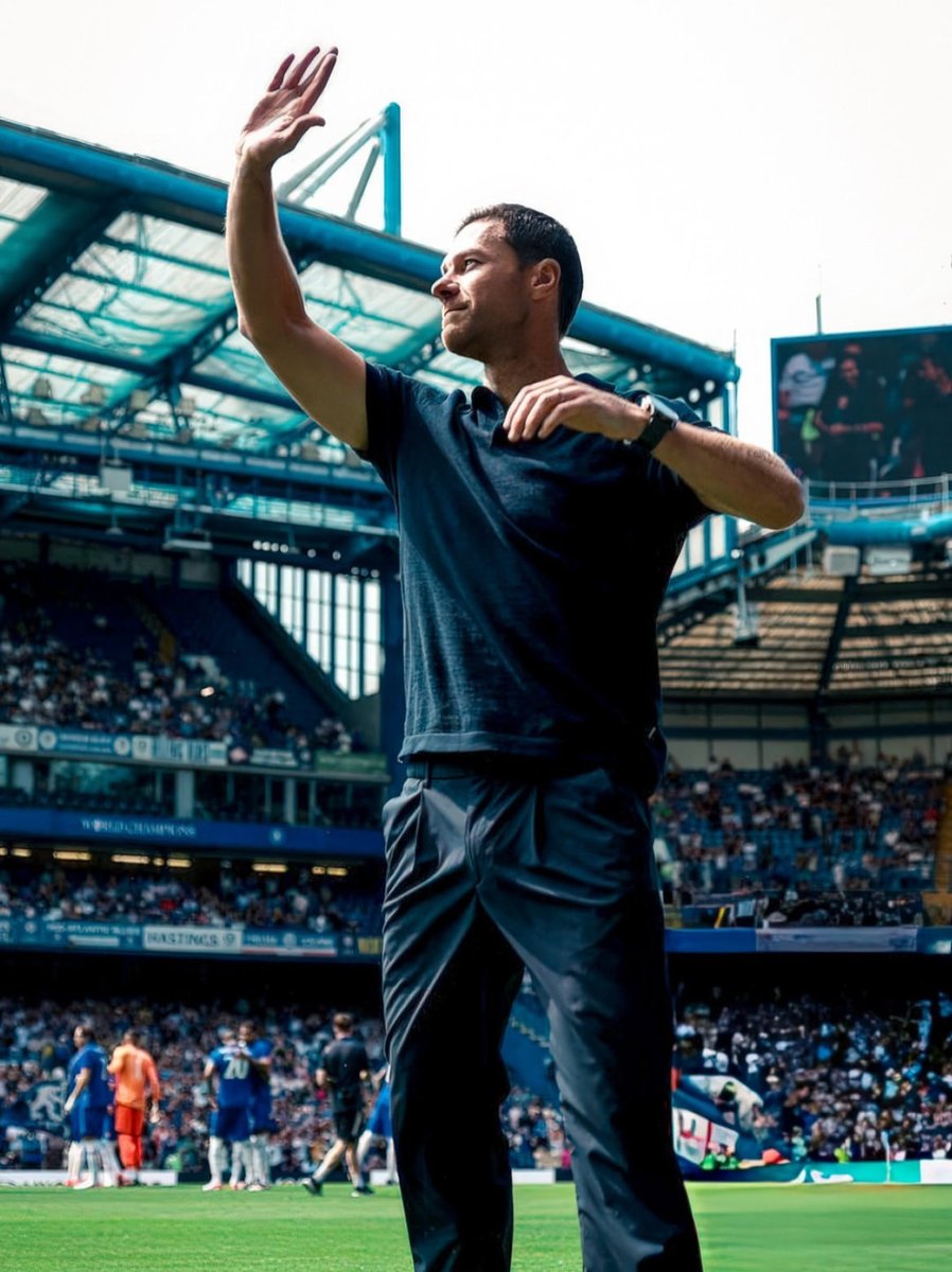 LDNFootbalI's tweet photo. The Xabi Alonso era begins TODAY… ✨ https://t.co/kw7isgM0yF