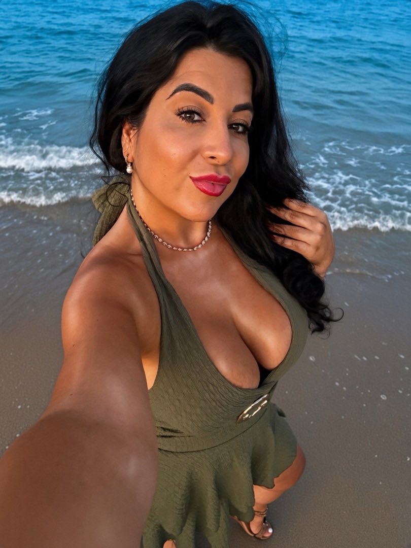 LADYAYSE2's tweet photo. ☀️🌊 https://t.co/vWL5kF9zsx