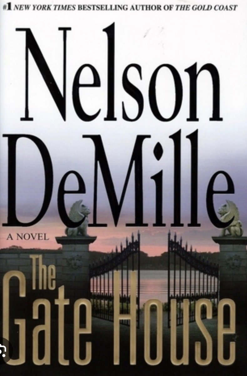 writertowles's tweet photo. I read a 670 page book this weekend, loved it. What are you reading this week? #amreading #writingcommunity #whattoread https://t.co/VvYfEYQgt5
