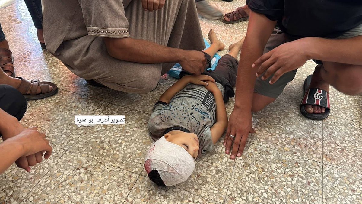 CaronAymericoff's tweet photo. Le génocide des enfants continue à Gaza, et plus personne ou presque n’en parle.

Deux Palestiniens ont été tués et sept autres blessés par des frappes de l’armée israélienne sur le camp de réfugiés de Nousseirat et la localité d’Al-Zawaida, dans le centre de la bande de Gaza.

Un des deux Palestiniens tués s’appelle Mohammad Taha. Il avait 4 ans.

Faites-le savoir, partagez, dénoncez.