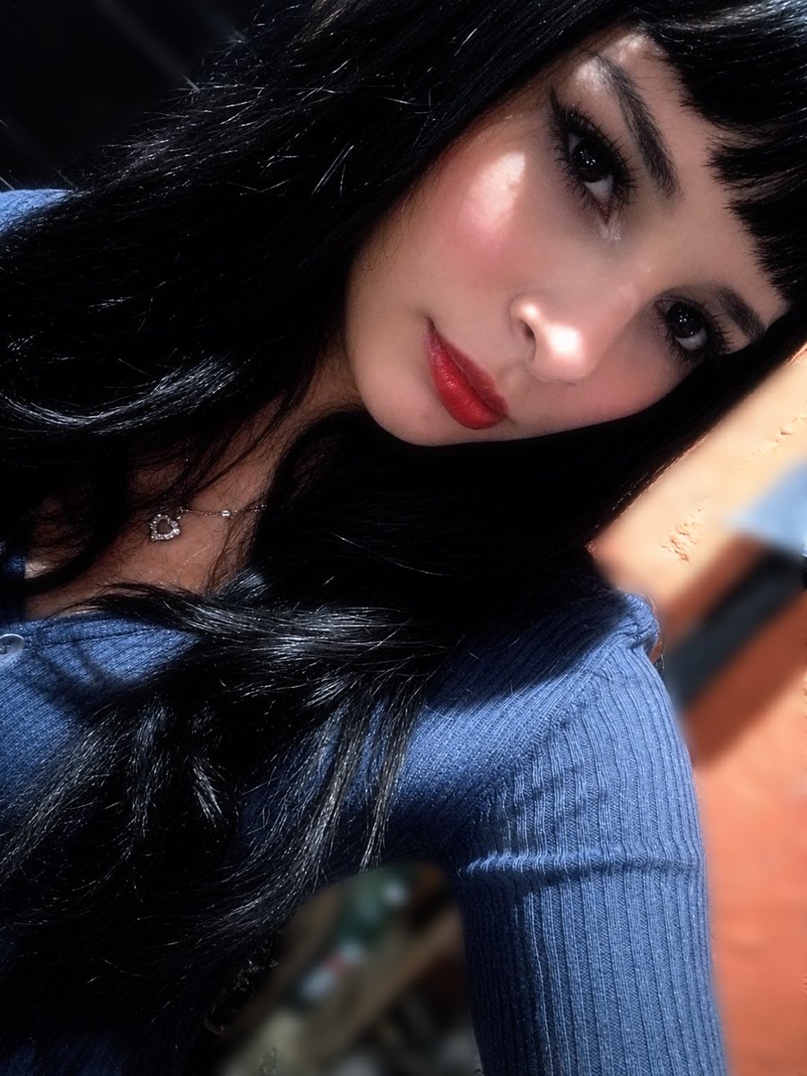 Miab0gner's tweet photo. si, parezco una muñequita, ya sé dea https://t.co/MXoB4yf6Yc