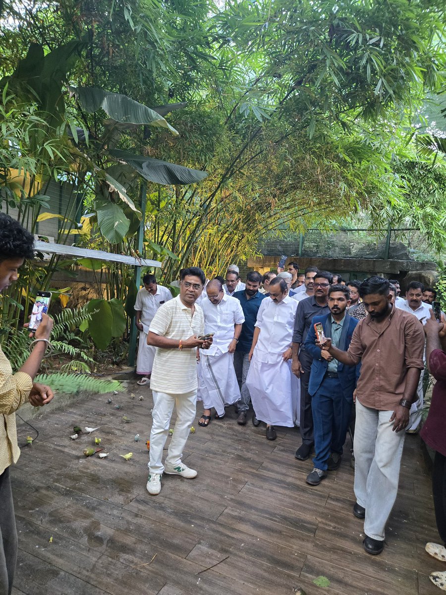 KVViews's tweet photo. Happy to be announce the inauguration of cable car at Silverstrom park, athirapalli.

@KeralaTourism @TourismOfIndia @kerala @vdsatheesan  @incredibleindia 

#cablecar -#tourism #incredibleindia https://t.co/b8sz6YVgFx