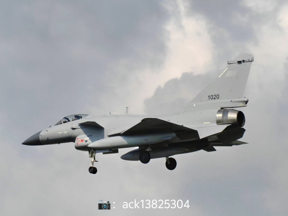 muslimum5y's tweet photo. Uzbekistan Air Force’s J-10C fighter jet. ✈️🐉🇺🇿

After China and Pakistan, Uzbekistan has become the third country to operate the J-10C. 🇨🇳🇵🇰🤝🇺🇿🔥 https://t.co/9MpvrhlVgL