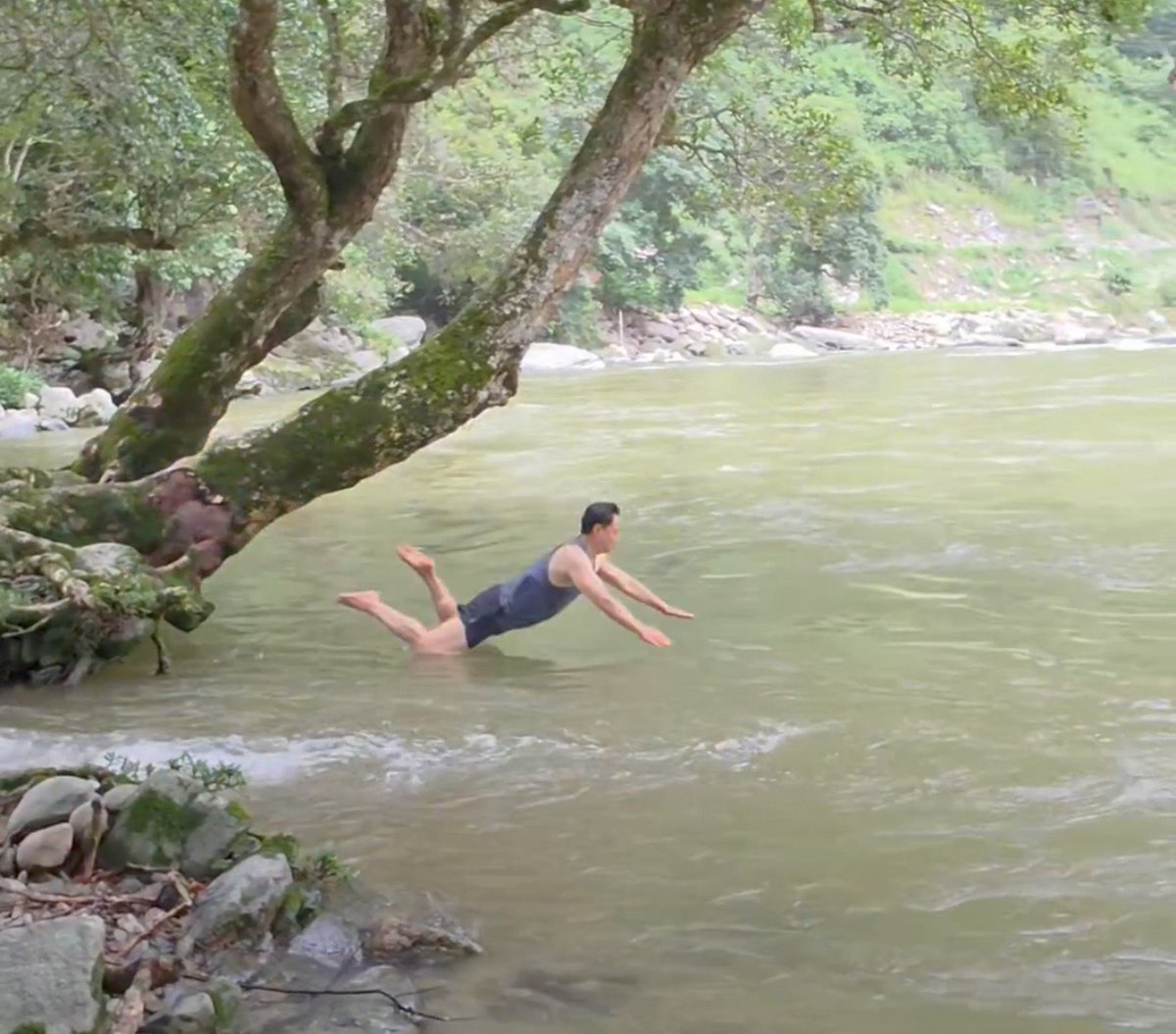 JohnRayhan's tweet photo. First learn how to dive in water before challenging Rahul Gandhi on your “WhatsApp University” trained fitness Mr. RiJiJu @KirenRijiju 

Kiran Rijiju.                             Rahul Gandhi https://t.co/5EFpvzGlYy
