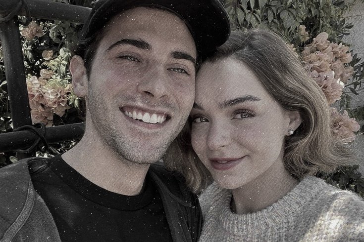drxfnkjg's tweet photo. 𝗛𝗮𝗽𝗽𝘆 𝗯𝗶𝗿𝘁𝗵𝗱𝗮𝘆, 𝗹𝗶𝘁𝘁𝗹𝗲 𝘀𝗶𝘀𝘁𝗲𝗿! 🎂
Me siento tan afortunado de tenerte como hermana, nunca me imagine que mi vida cambiará tanto cuando llegaste a ella, verte crecer y cumplir todos tus sueños ha sido algo increíble, te quiero demasiado pequeña. 🩷🥹 https://t.co/9p5R6RFNxu